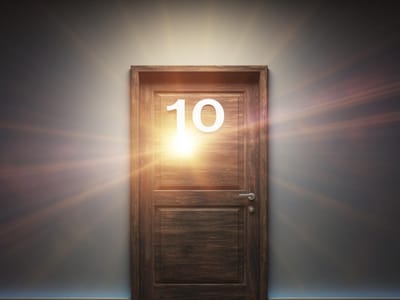 999 Angel Numbers: Embracing the End of an Era and the Start of a New Chapter